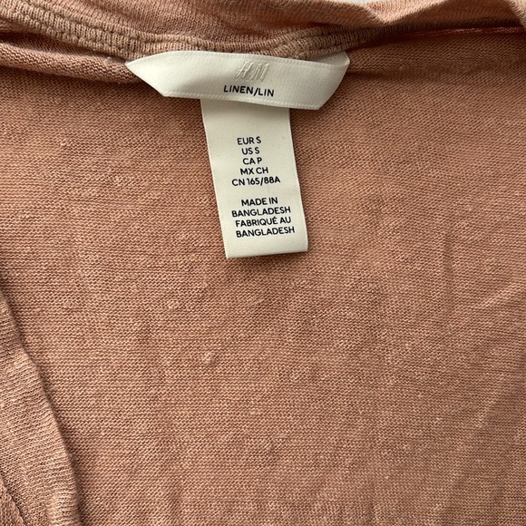 H&M Linen V-neck slub Tee - Picture 2 of 2